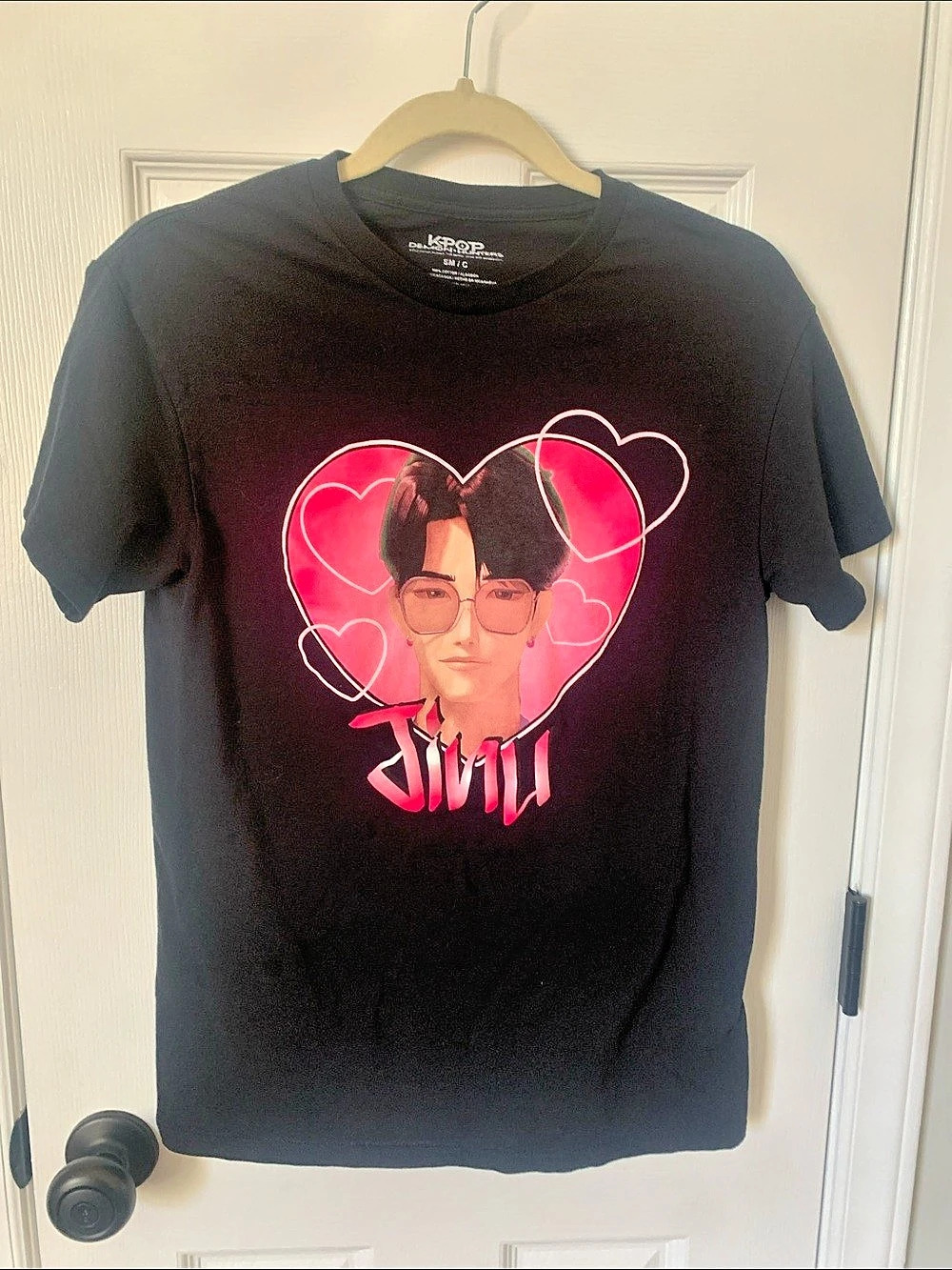 K-Pop Demon Hunters Jinu Heart Graphic T-Shirt Tee Small
